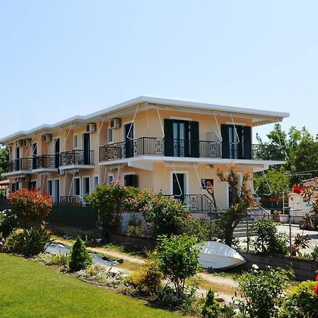 Evia Dream Family Apartments Edipsos Exterior photo